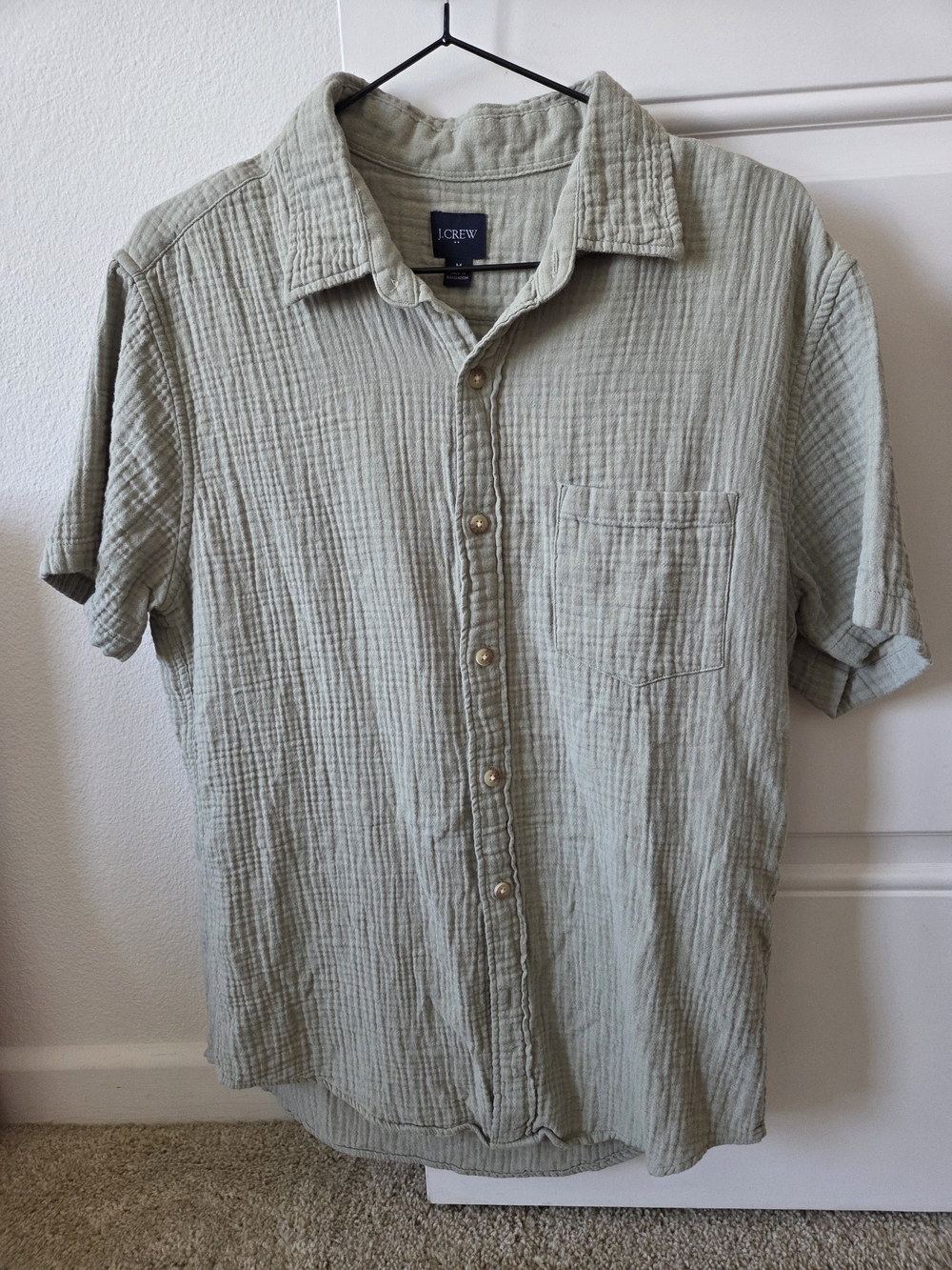 J. Crew Men’s Short-Sleeve Button-Up Shirt in Light Sage Green